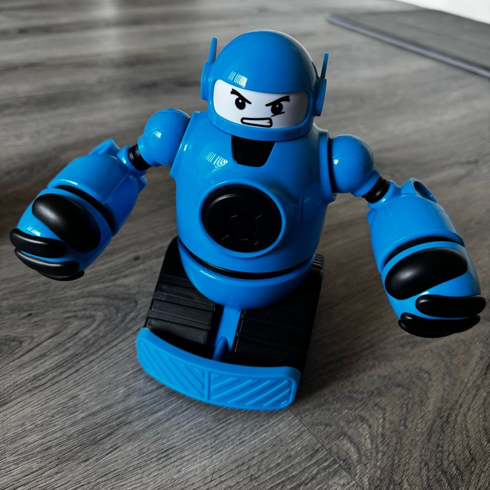 Sharper Image Toy Remote Control Mecha Rage - Picture 7 of 11